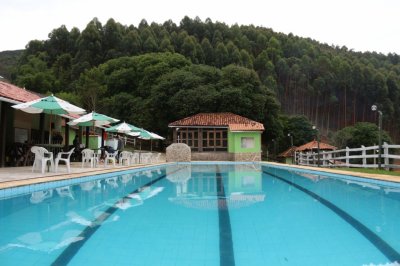 piscina-semi-olimpica-hotel-fazenda