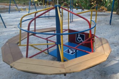 Parquinho infantil adaptado